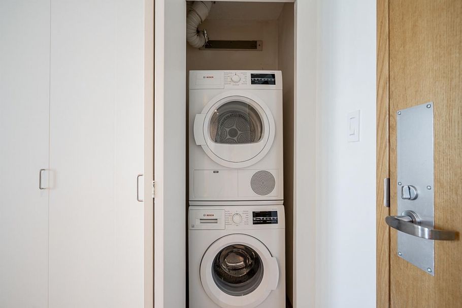 1803 1200 W Georgia Street Vancouver, BC - 23