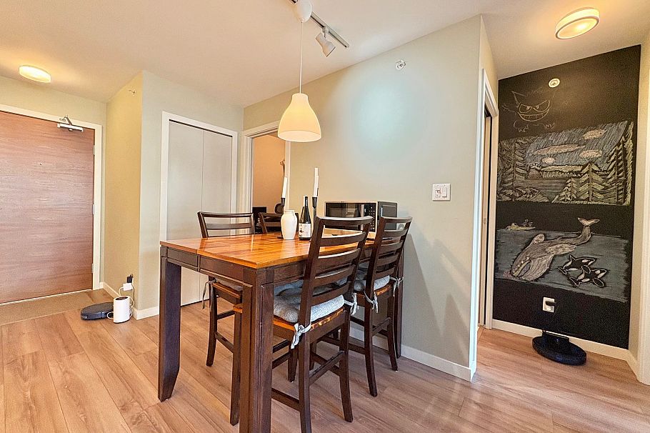 308 161 W Georgia Street Vancouver, BC - 16