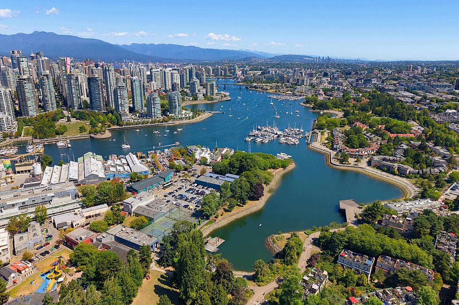 304 1490 Pennyfarthing Drive Vancouver, BC - 37