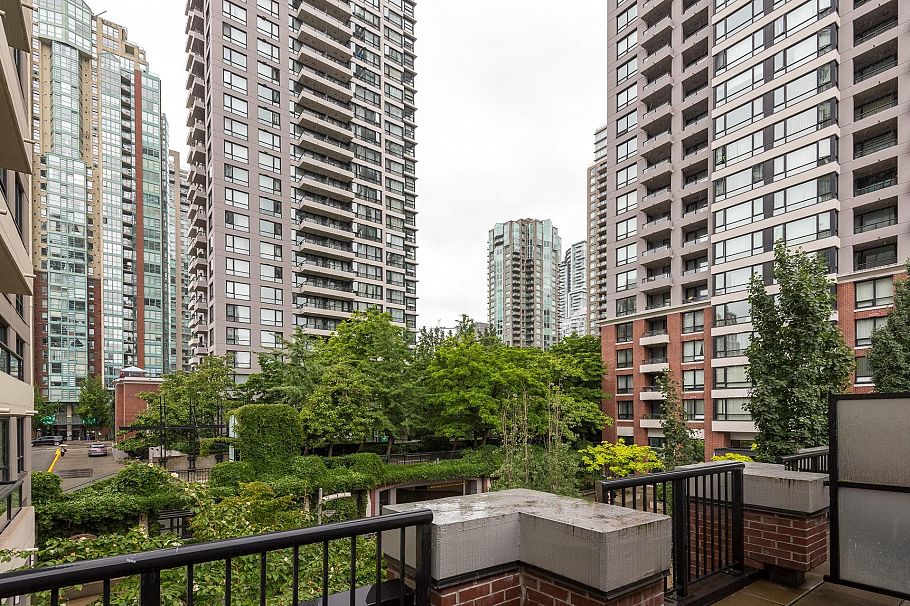 973 Mainland Street Vancouver, BC - 29