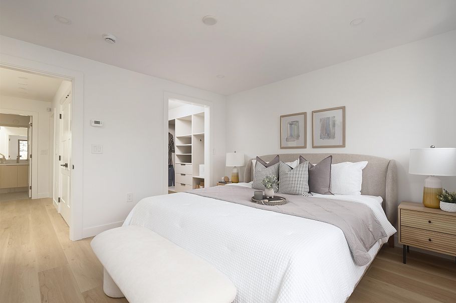 920 E 16th Avenue Vancouver, BC - 13
