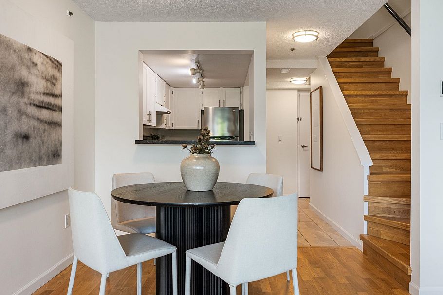 8 1355 W 4th Avenue Vancouver, BC - 9