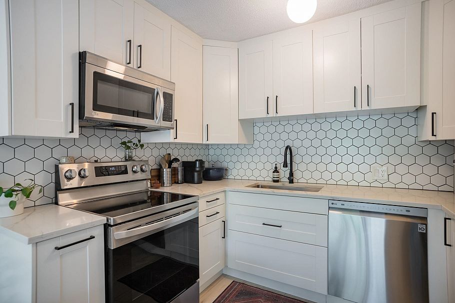 405 1864 Frances Street Vancouver, BC - 11
