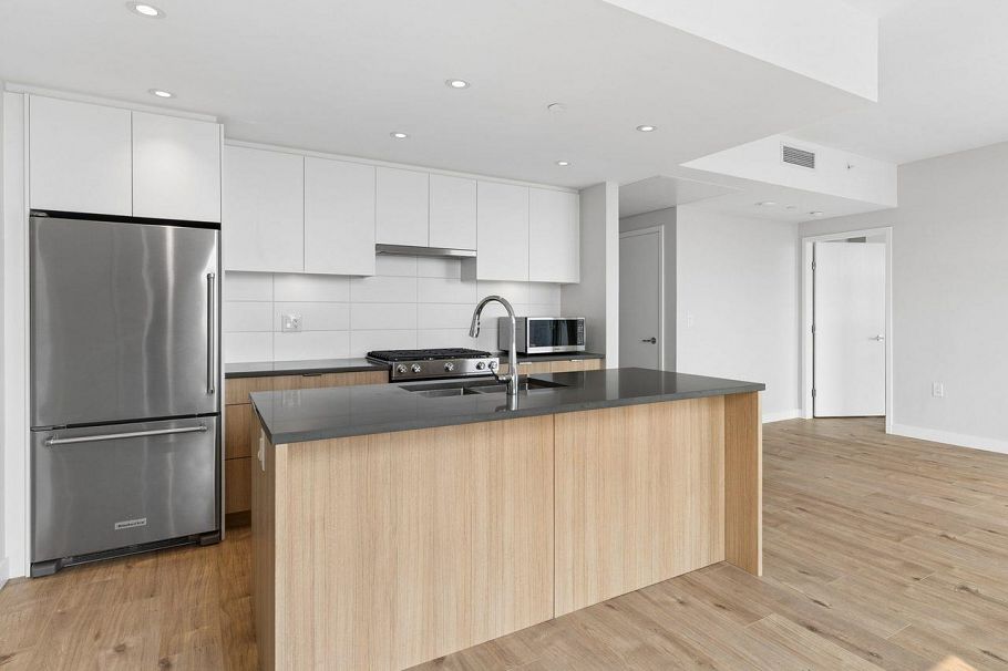 1401 3430 E Kent Avenue Vancouver, BC - 5