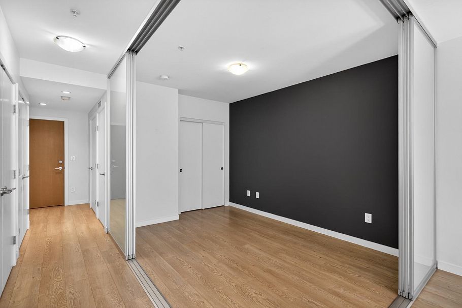 304 384 E 1st Avenue Vancouver, BC - 20