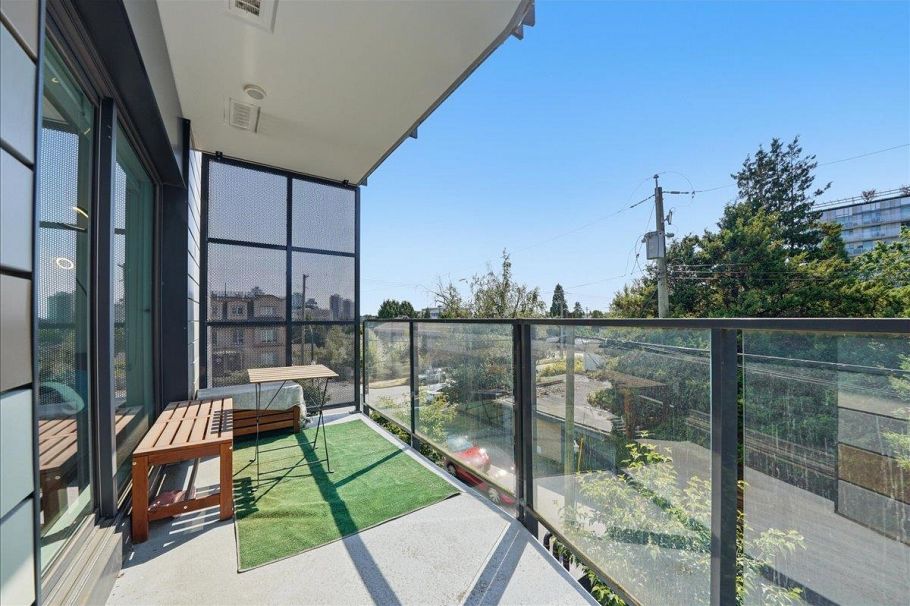 303 477 W 59th Avenue Vancouver, BC - 18