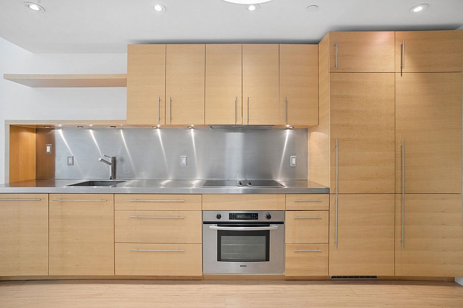 202 36 Water Street Vancouver, BC - 9