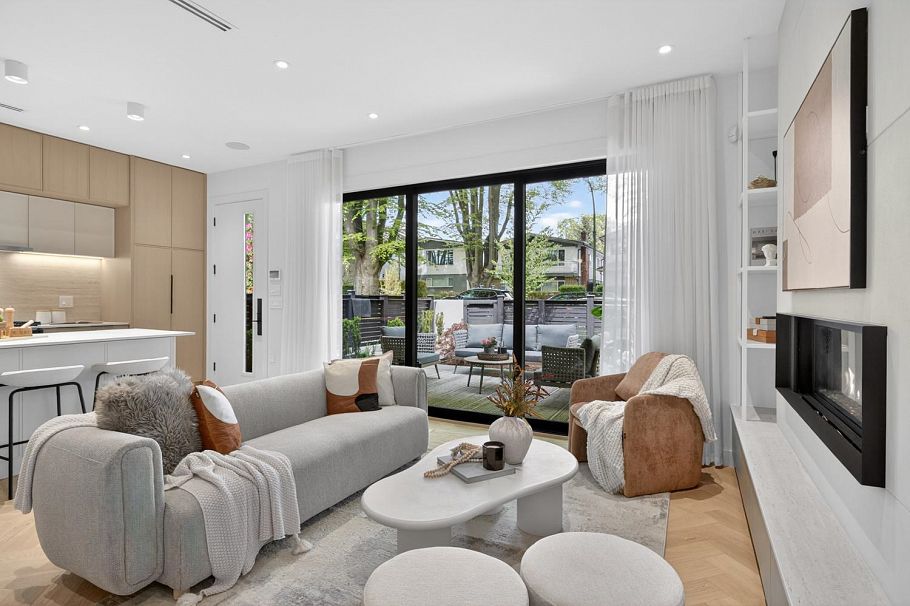 1 58 E 40th Avenue Vancouver, BC - 9