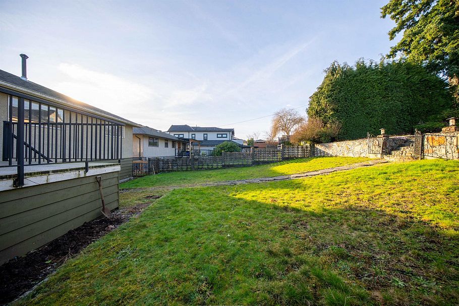 2321 Harrison Drive Vancouver, BC - 31