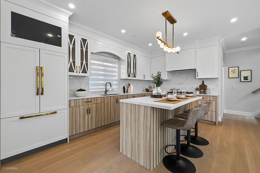 2 2035 51st Street Vancouver, BC - 5