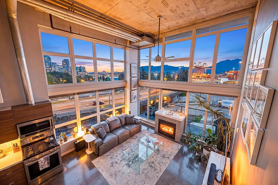 407 289 Alexander Street Vancouver, BC - 2