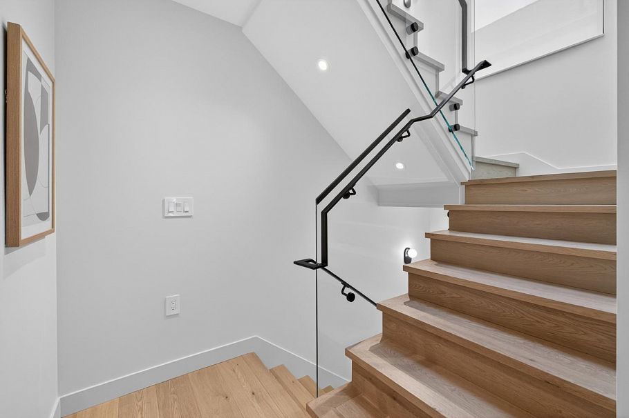 1 58 E 40th Avenue Vancouver, BC - 20