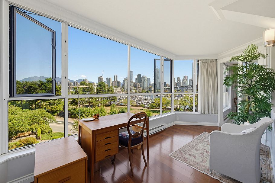304 1490 Pennyfarthing Drive Vancouver, BC - 1