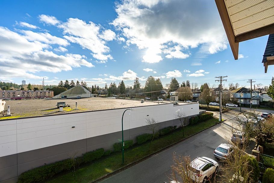 211 5625 Senlac Street Vancouver, BC - 28