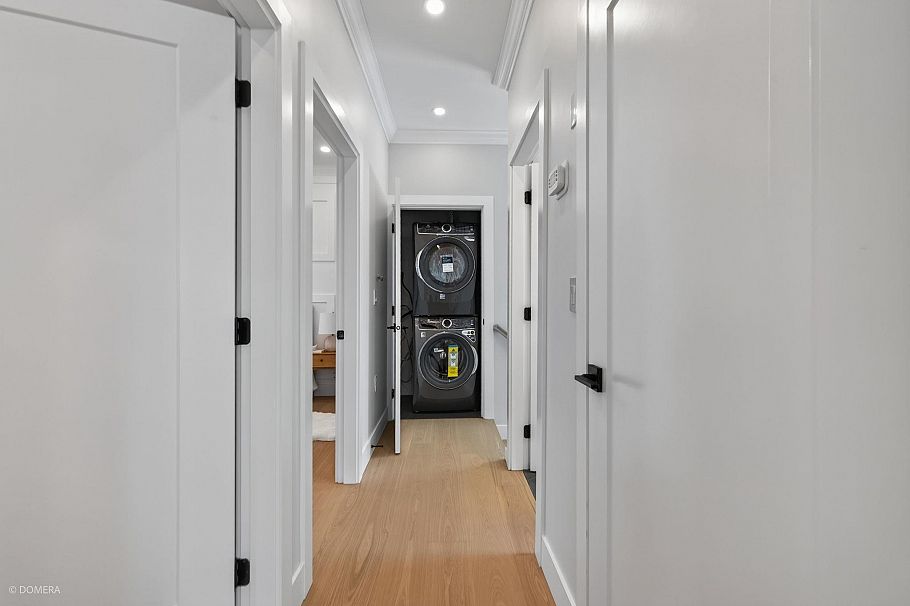 2 2035 51st Street Vancouver, BC - 25
