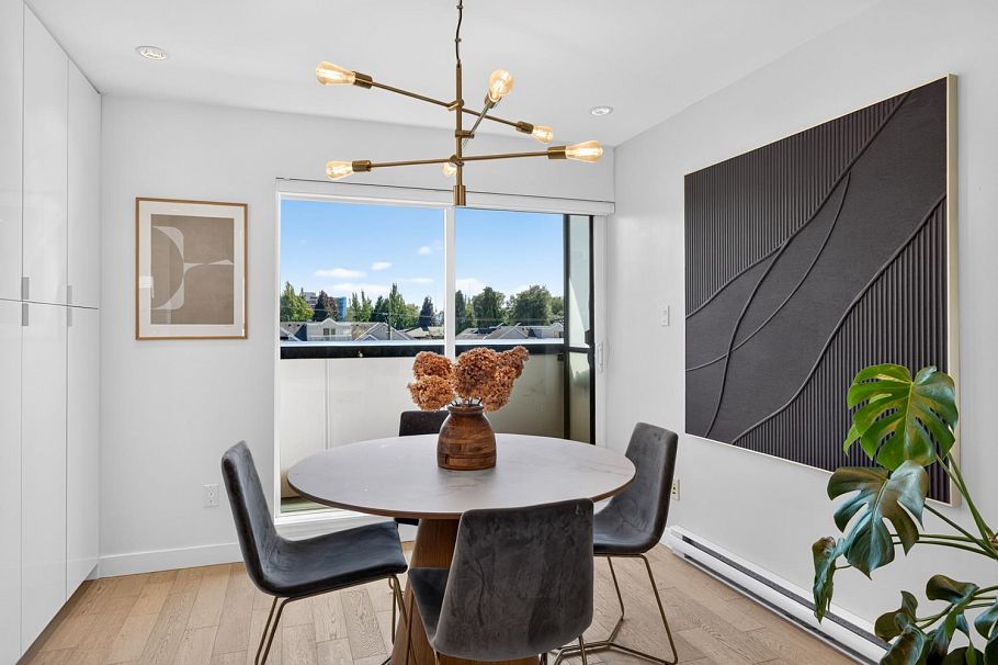 305 1647 E Pender Street Vancouver, BC - 9