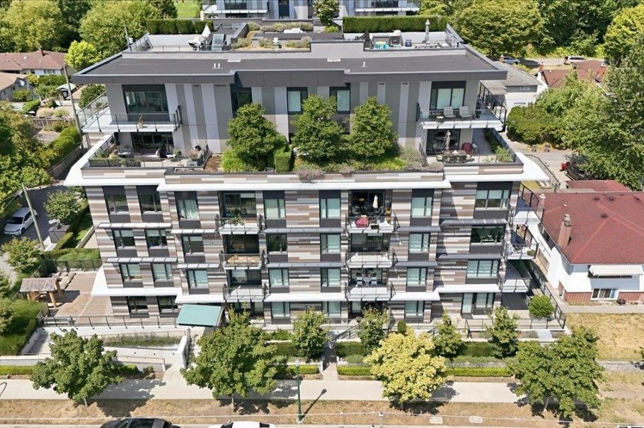 303 477 W 59th Avenue Vancouver, BC - 28