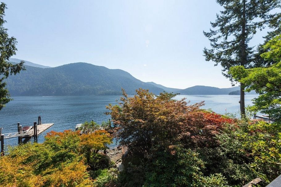 330 Sasamat Lane North Vancouver, BC - 38