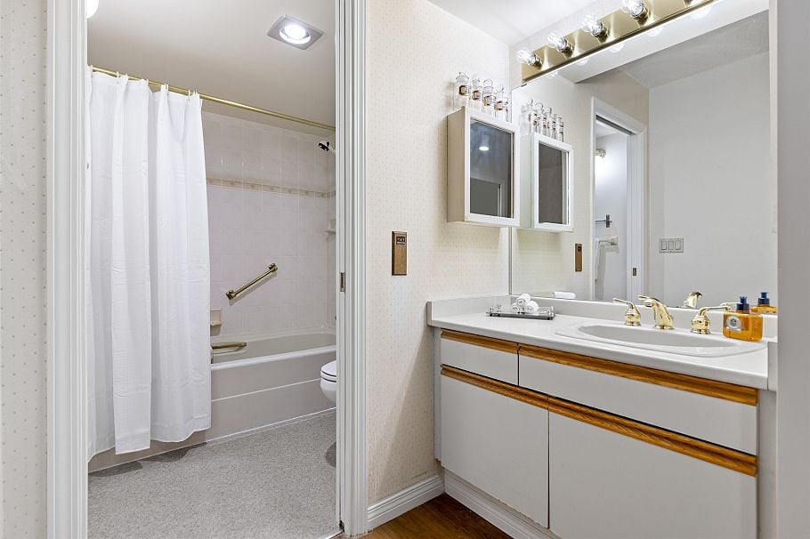 307 2800 Chesterfield Avenue North Vancouver, BC - 15