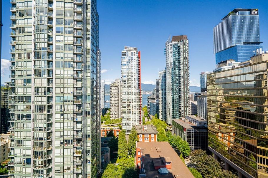 1803 1200 W Georgia Street Vancouver, BC - 25