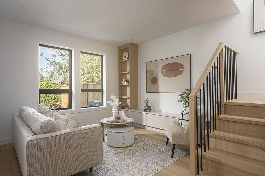 920 E 16th Avenue Vancouver, BC - 2