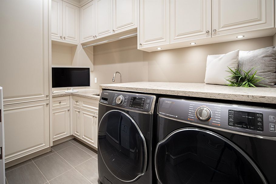 6076 Angus Drive Vancouver, BC - 36