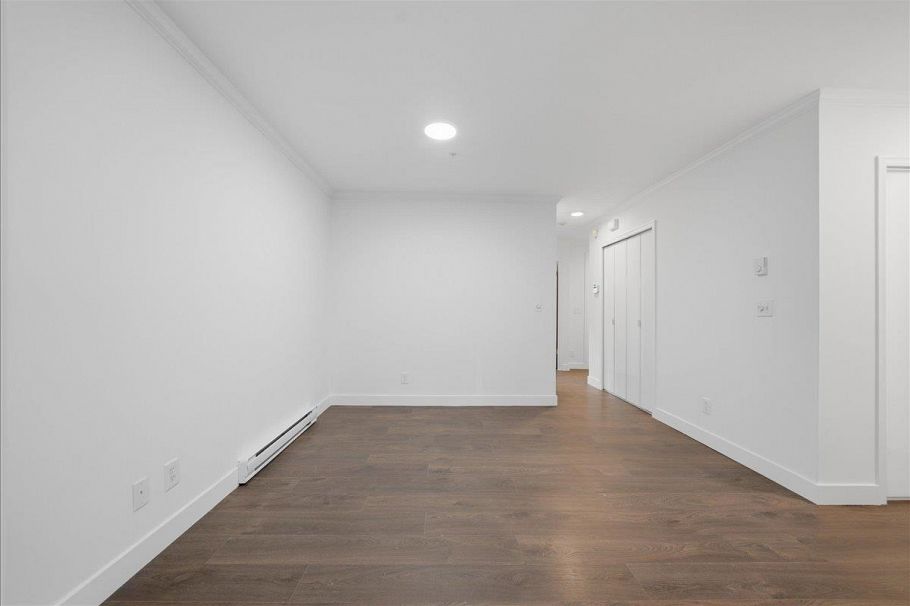 729 W 7th Avenue Vancouver, BC - 11
