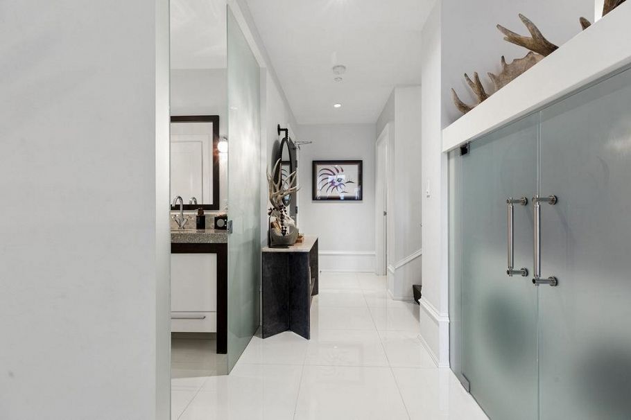 304 1102 Hornby Street Vancouver, BC - 27