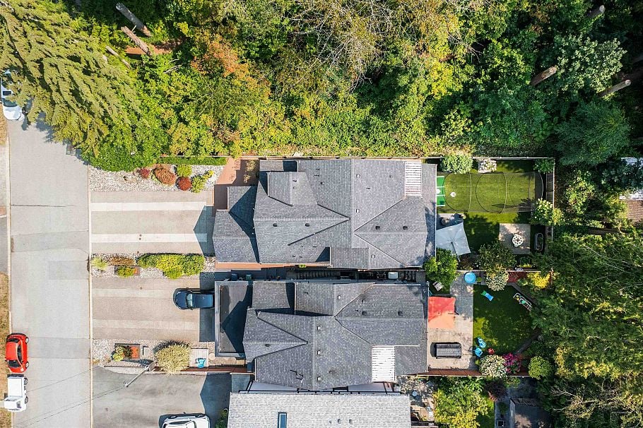 1585 Draycott Road North Vancouver, BC - 39