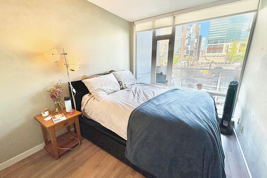 308 161 W Georgia Street Vancouver, BC - 18