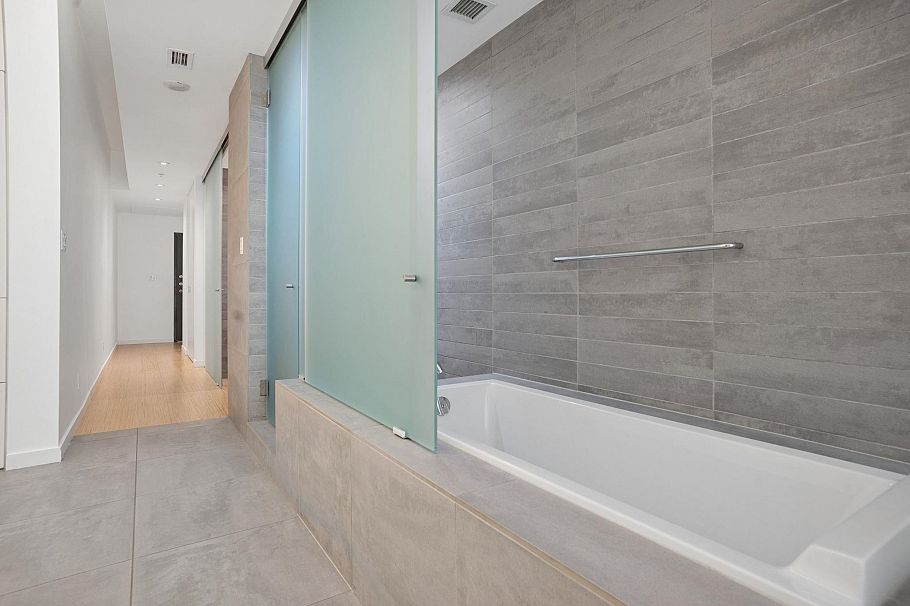 202 36 Water Street Vancouver, BC - 17