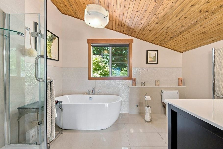 330 Sasamat Lane North Vancouver, BC - 21