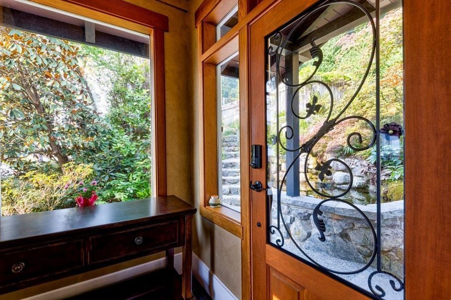 330 Sasamat Lane North Vancouver, BC - 40