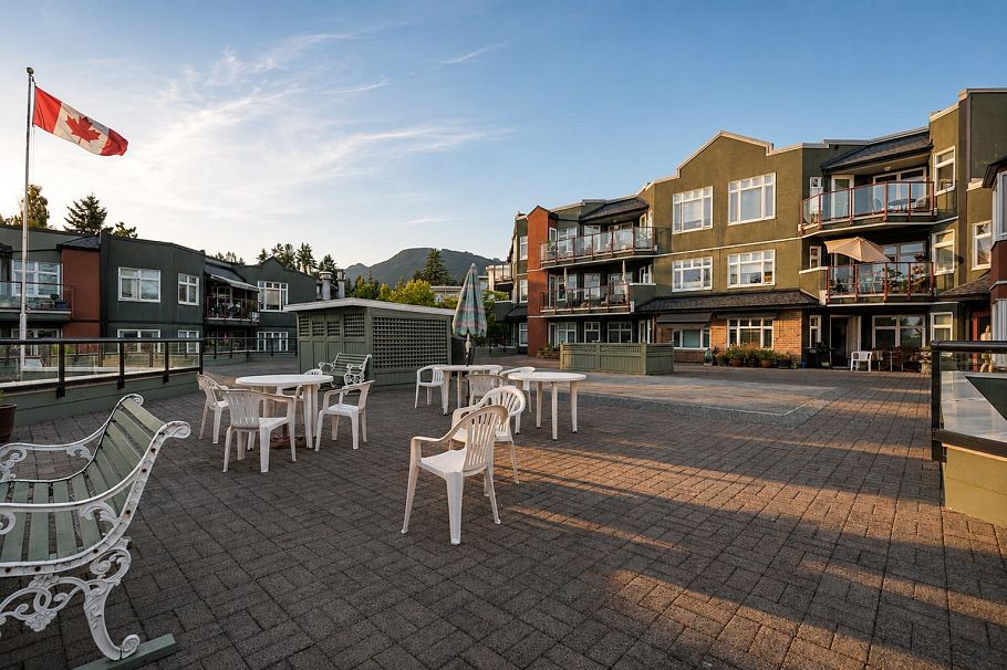 307 2800 Chesterfield Avenue North Vancouver, BC - 23