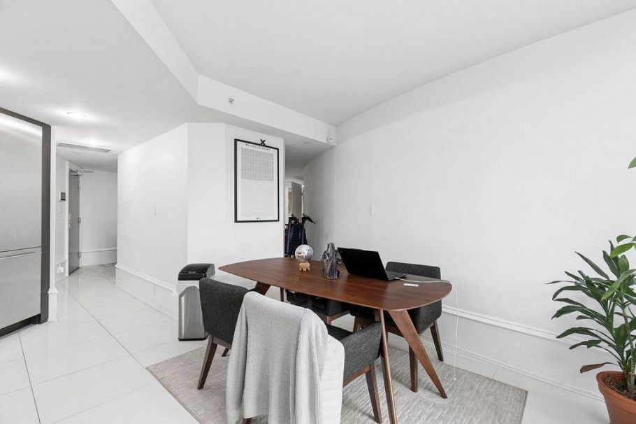 1106 Hornby Street Vancouver, BC - 10