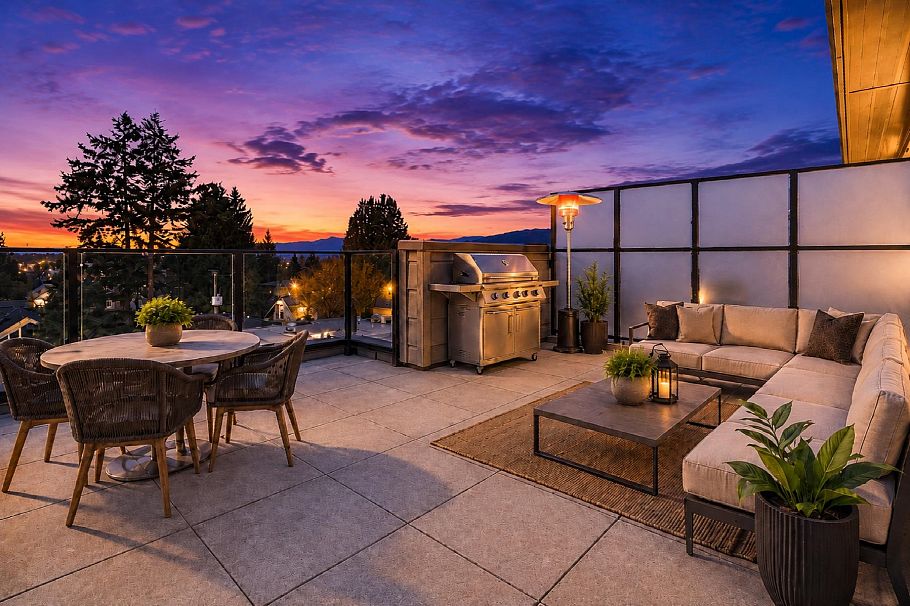 3930 Dumfries Street Vancouver, BC - 3
