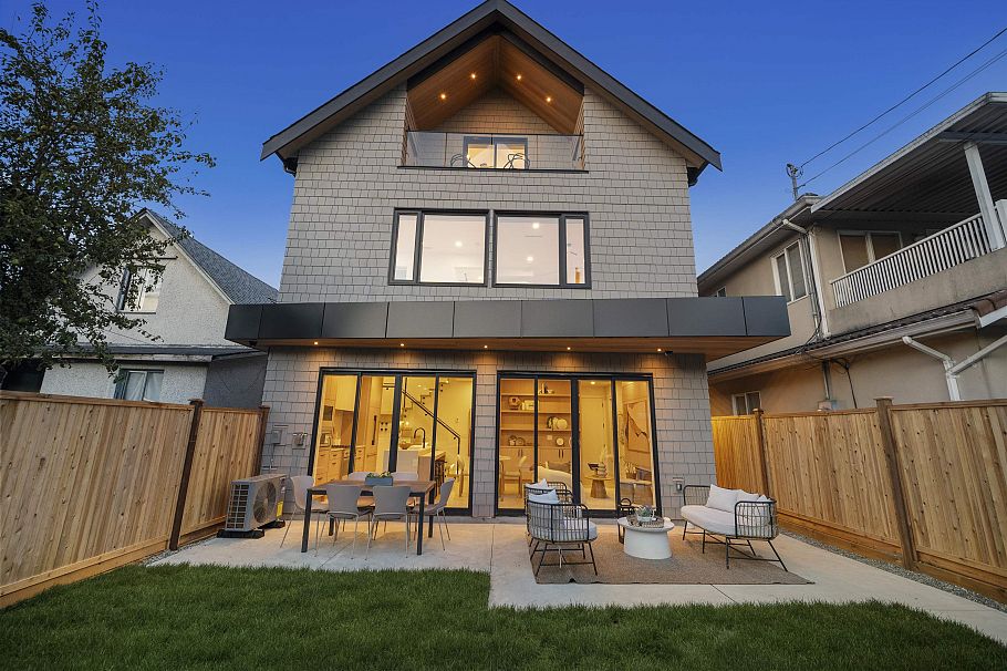 2 5033 Prince Albert Street Vancouver, BC - 22