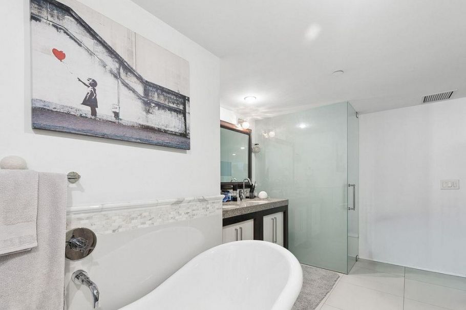 1106 Hornby Street Vancouver, BC - 16