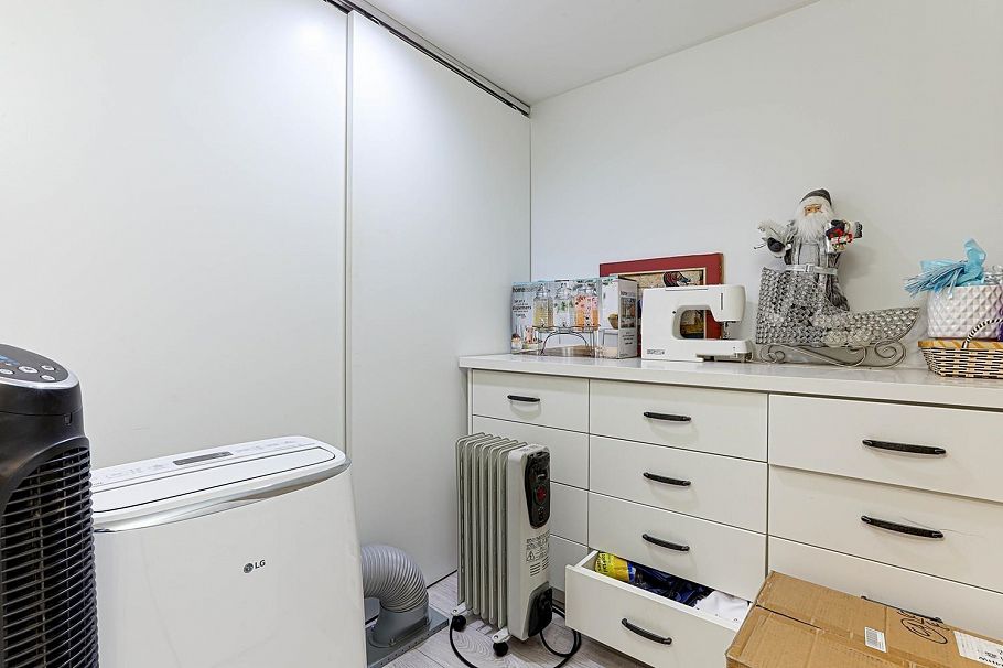702 588 Broughton Street Vancouver, BC - 18
