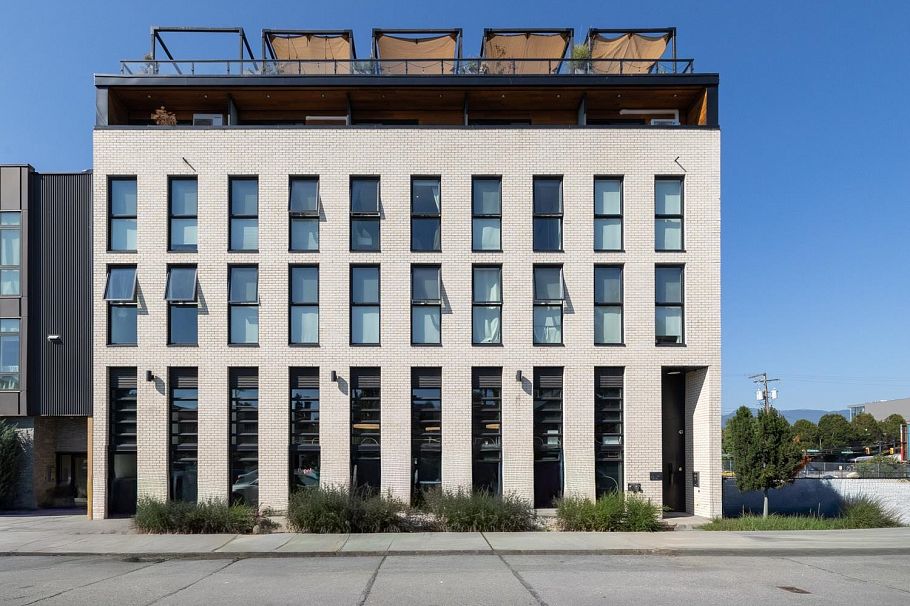 305 1647 E Pender Street Vancouver, BC - 36