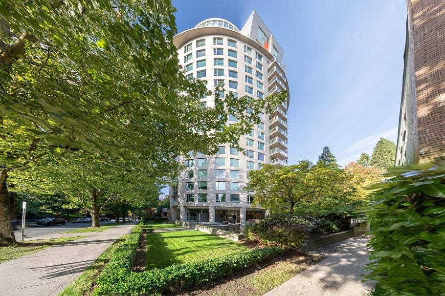 1107 1277 Nelson Street Vancouver, BC - 1