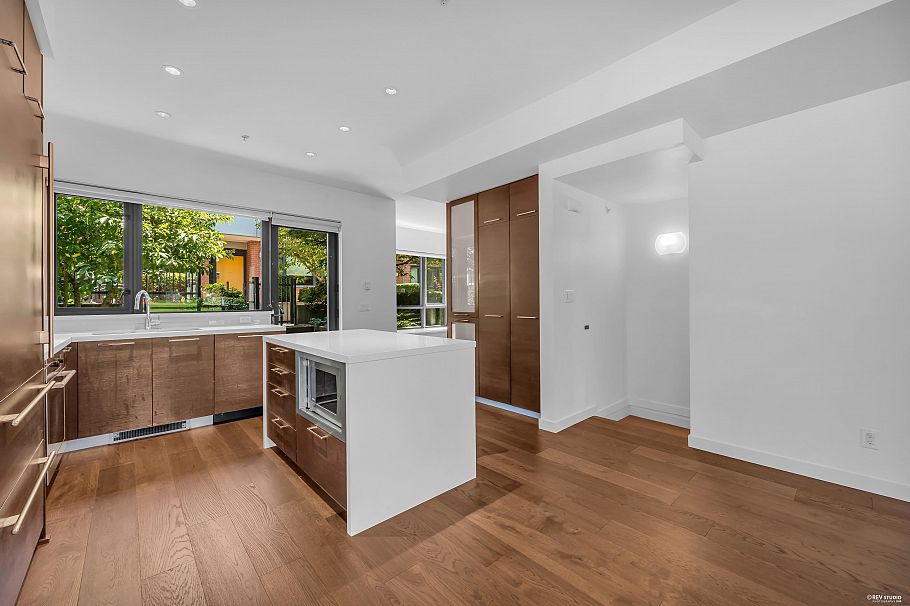 6346 Ash Street Vancouver, BC - 10