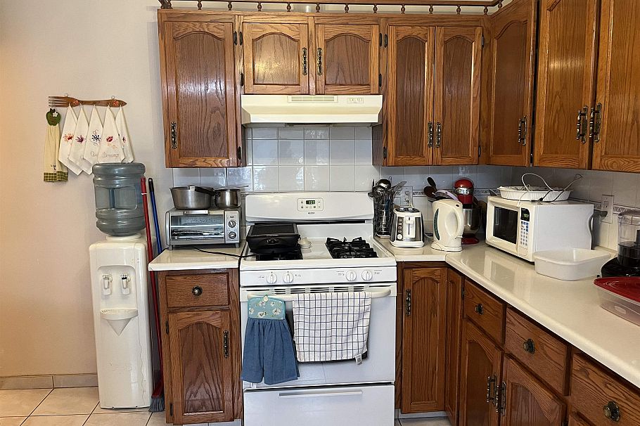 2665 Ward Street Vancouver, BC - 8