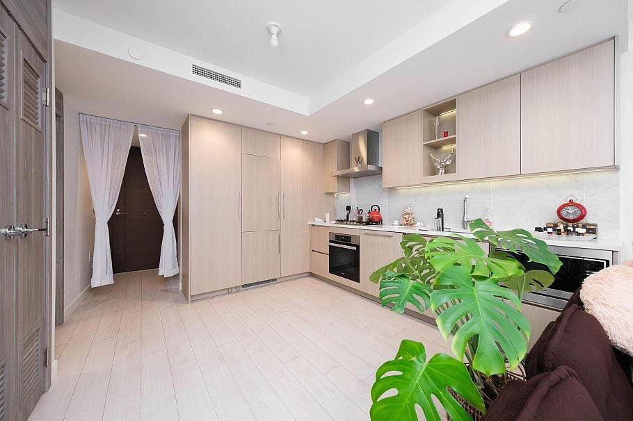 905 1768 Cook Street Vancouver, BC - 6