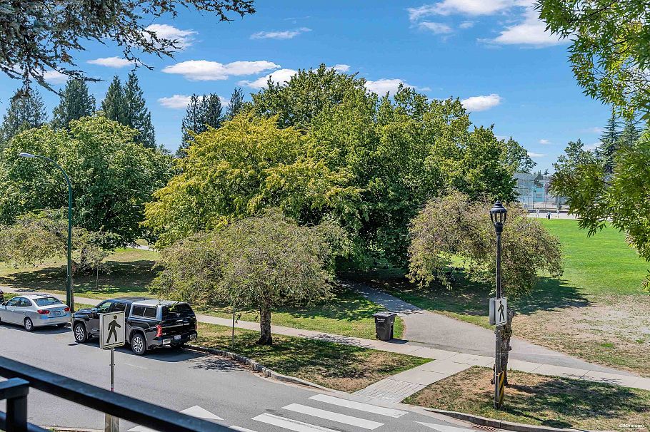6346 Ash Street Vancouver, BC - 26
