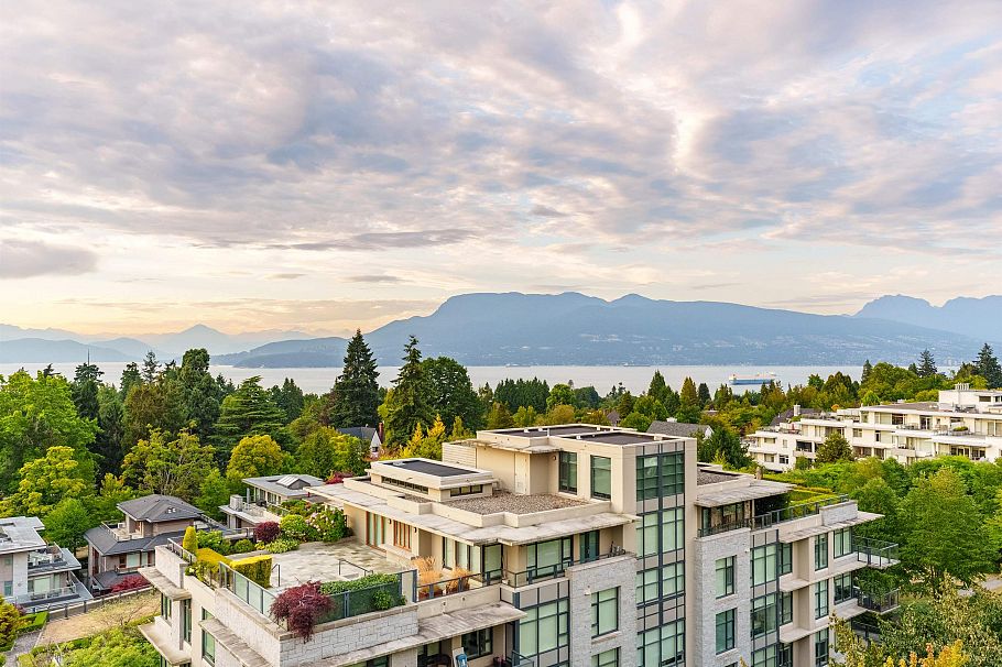 602 6080 Iona Drive Vancouver, BC - 25