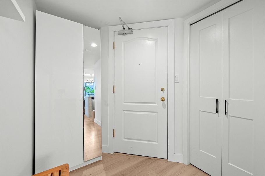 867 Hamilton Street Vancouver, BC - 20