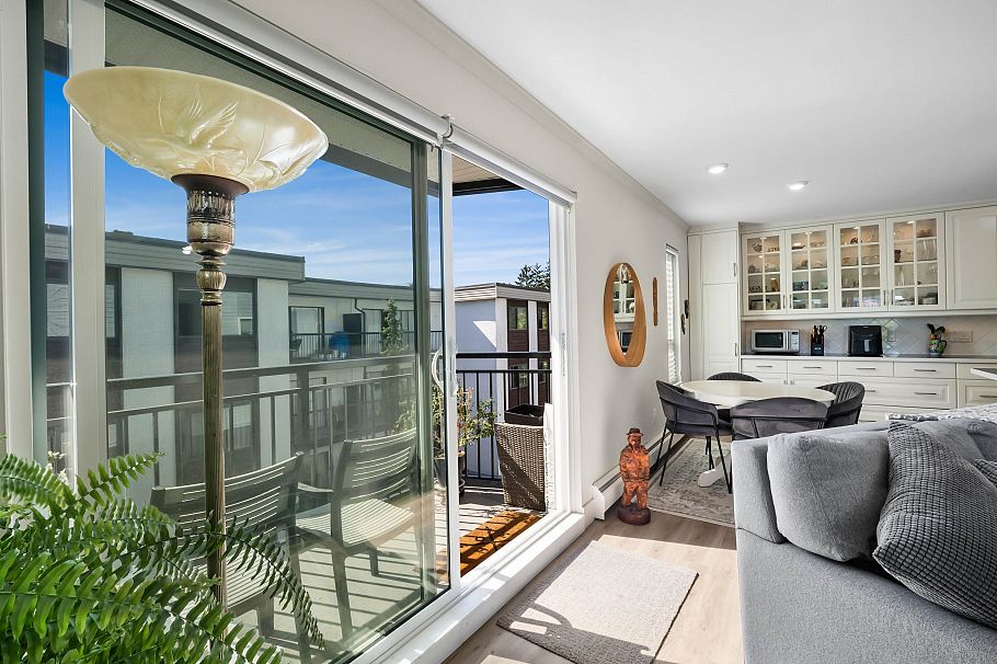 202 134 W 20th Street North Vancouver, BC - 6