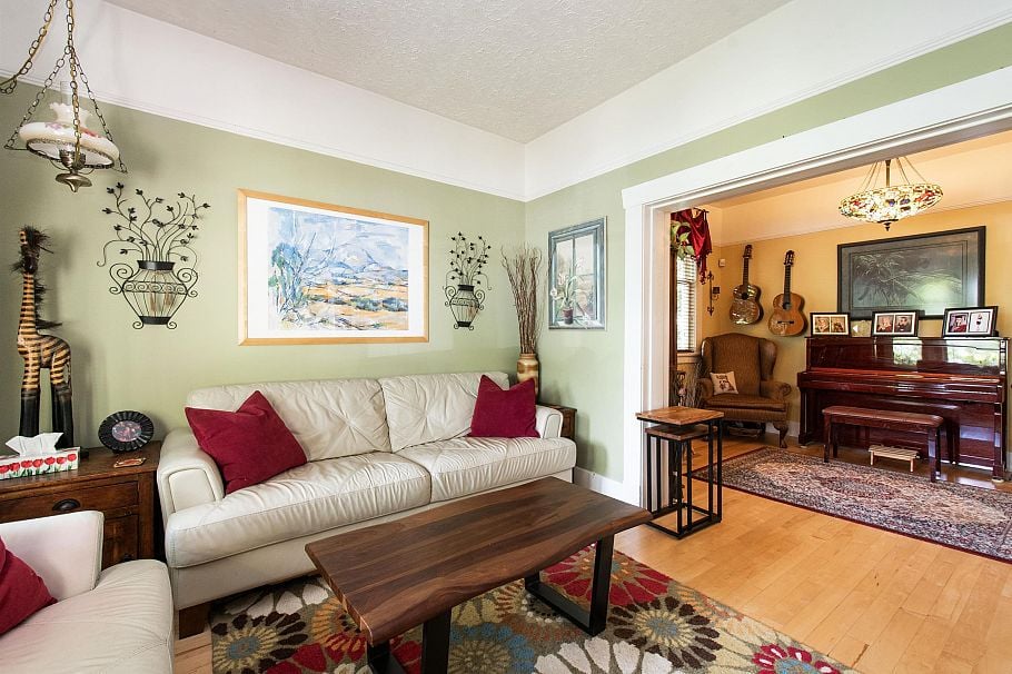 1560 Macgowan Avenue North Vancouver, BC - 8