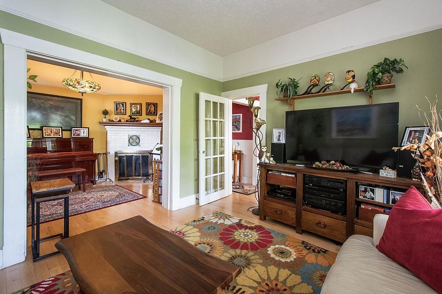 1560 Macgowan Avenue North Vancouver, BC - 9